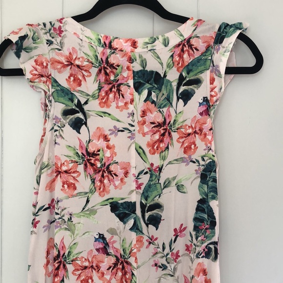 Floral sleeveless blouse - Picture 9 of 9